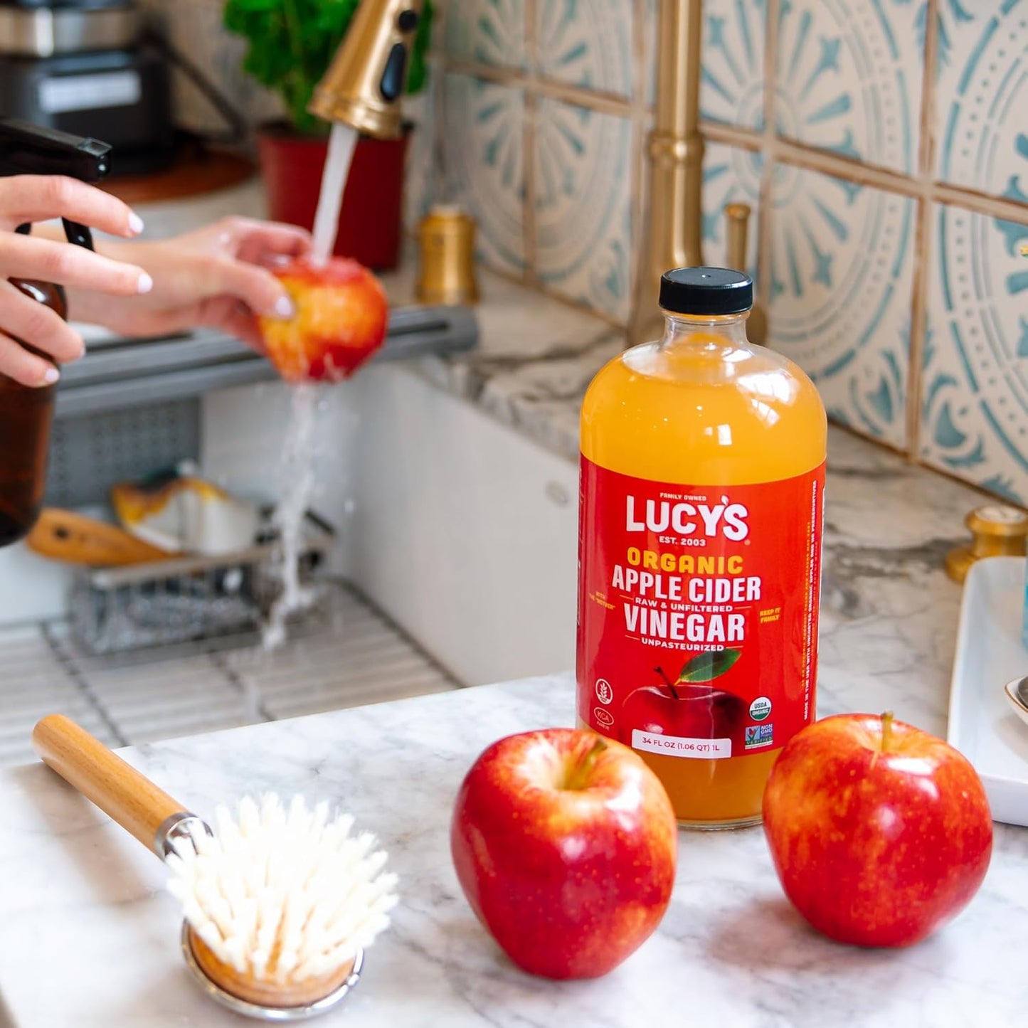 Lucy's Family Owned - USDA Organic NonGMO Raw Apple Cider Vinegar, Unfiltered, Unpasteurized, With the Mother, 34oz GLASS Bottle